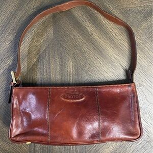 Oroton leather shoulder bag rare find